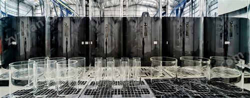 ���﹤ˇ������͸����������