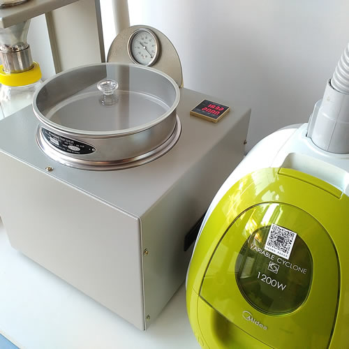 颗粒团聚,静电特性等无法进行筛分的问题 利用气流进行筛分,气流压力