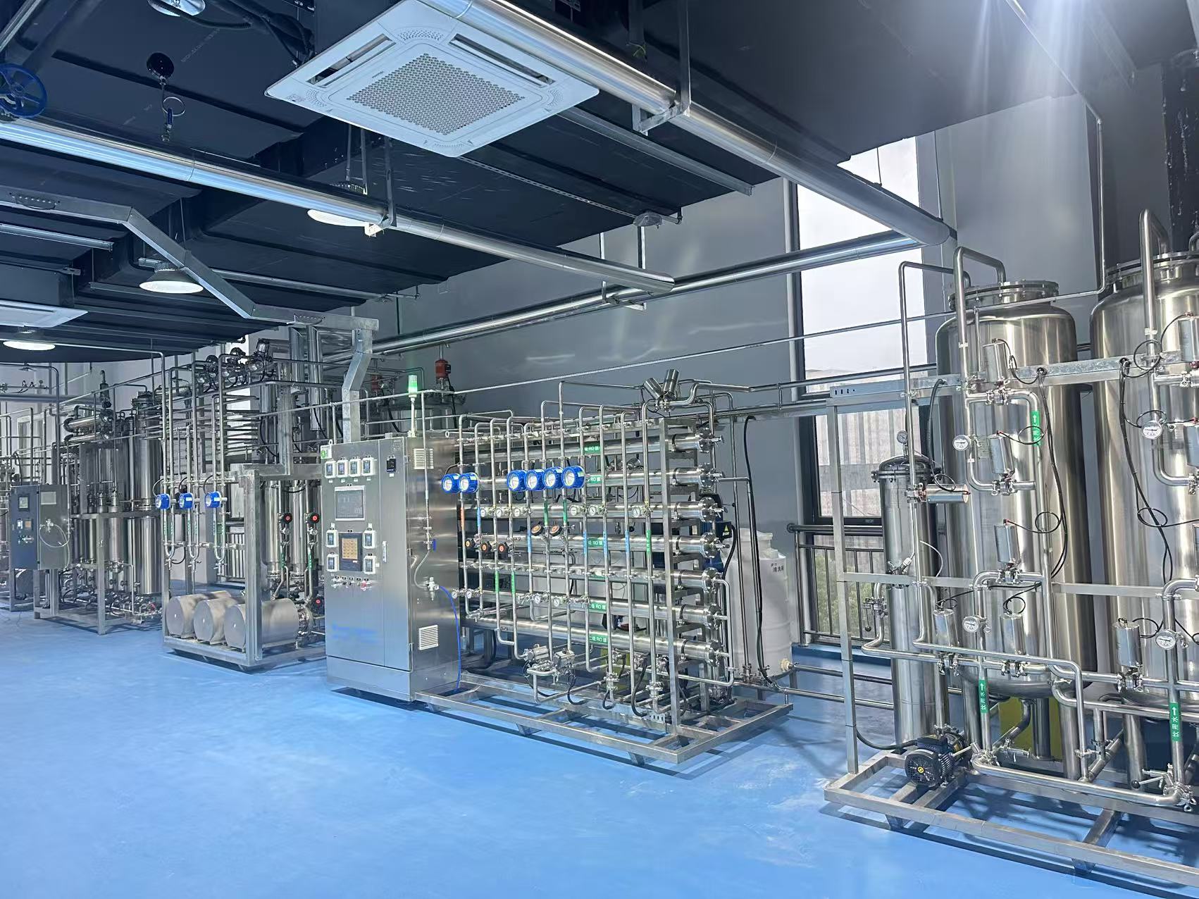 江蘇客戶，2T/H純化水設(shè)備驗收成功?。?！